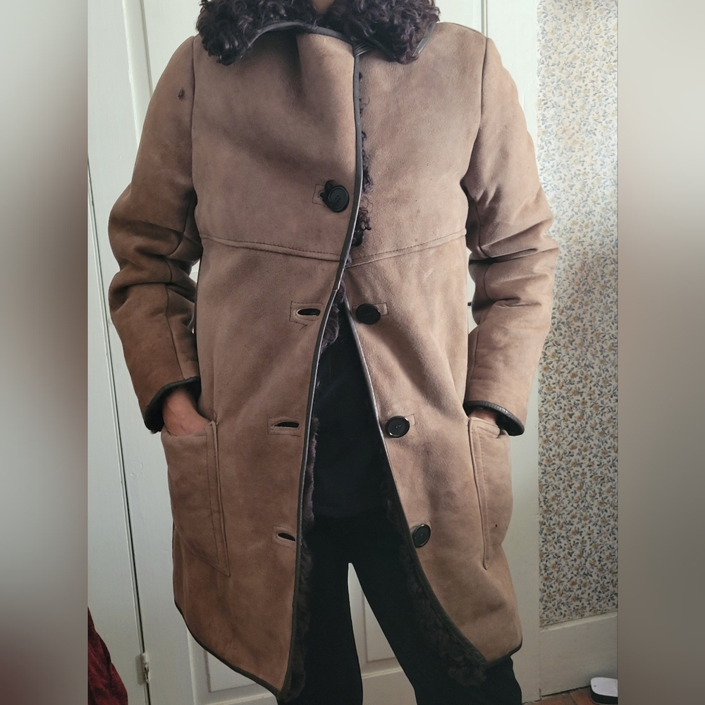 Women's large/12 Antartex curly fur Shearling